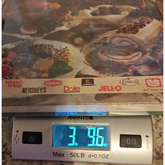 Holiday Celebrations Cookbook Hardcover 500+ Recipes Christmas Thanksgiving New - Picture 10 of 10